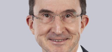 Portrait picture of Dr. Peter Maagh